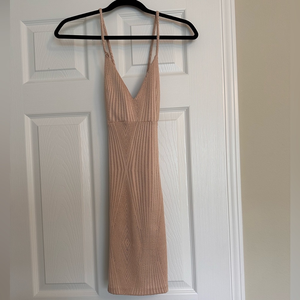 Forever 21 Criss Cross Stretchy Pink Dress